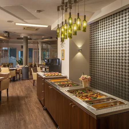 Hotel Kristaly