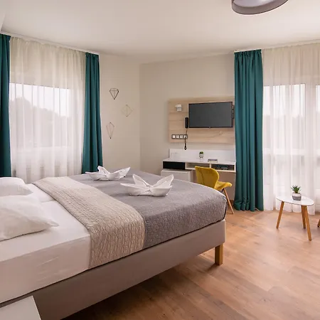 Kristaly 4* Keszthely