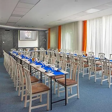 Kristaly Hotel