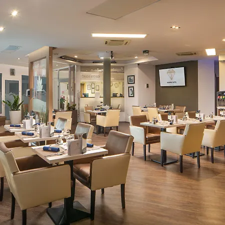 Kristaly Hotel