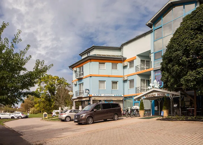 Kristaly מלון קסזטלי